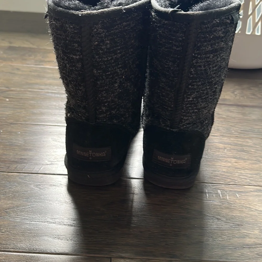 boots - Picture 3 of 3